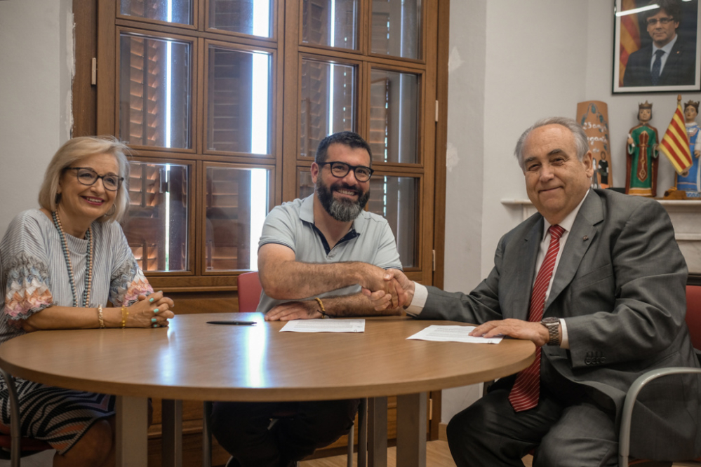 Signatura del conveni entre la Cambra de Comerç de Barcelona i l'Ajuntament de Collbató