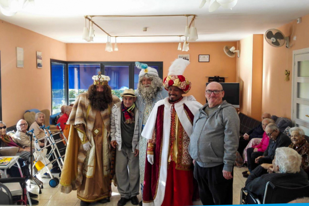 Els Reis d'Orient visiten les residències de Collbató